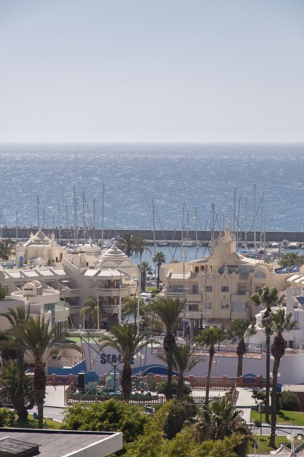 Puerto Marina Benalmadena เบนัลมาเดนา ภายนอก รูปภาพ