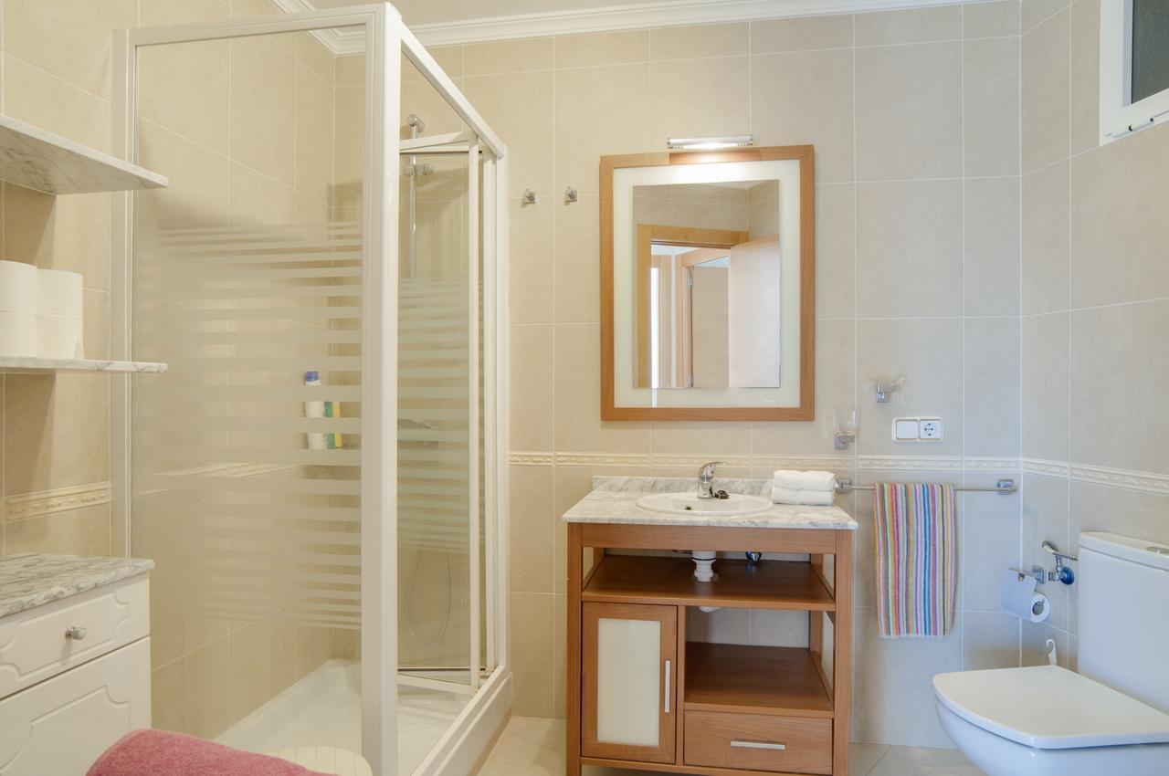 Puerto Marina Benalmadena เบนัลมาเดนา ภายนอก รูปภาพ